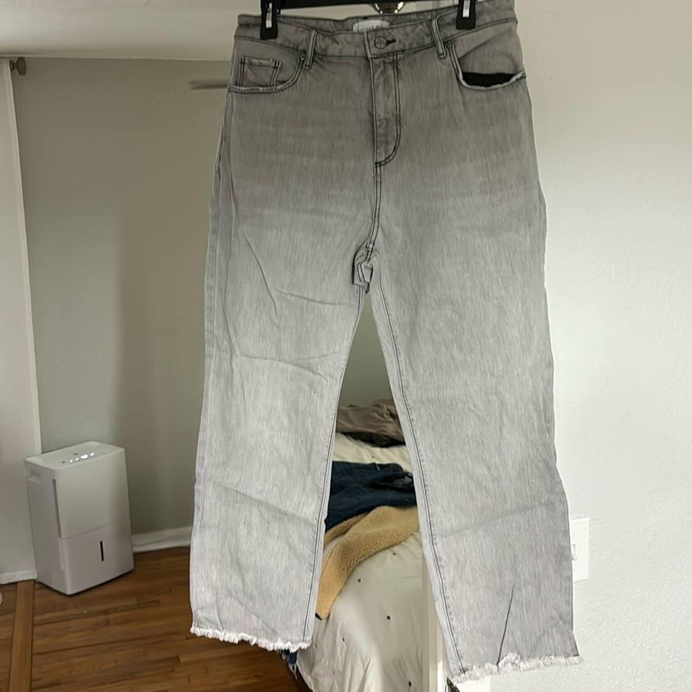 Loft Curvy Straight Crop